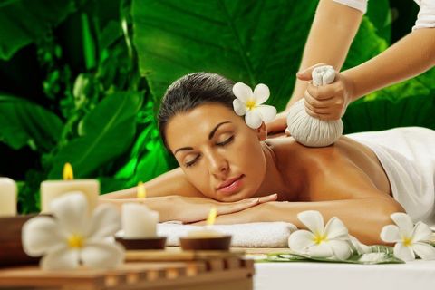 Explore Aromatherapy Benefits: An Informative Guide to Basics, Useful Insights, and Facts